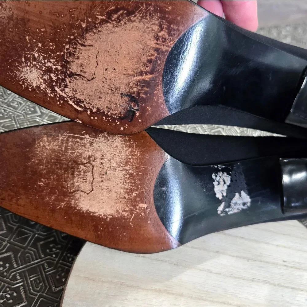 🐢 Stuart Weitzman Vintage Anna Black Pump Size 7.5